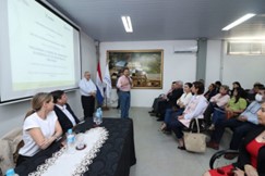Gobierno resalta desarrollo industrial y apunta a perfeccionar regímenes de inversión